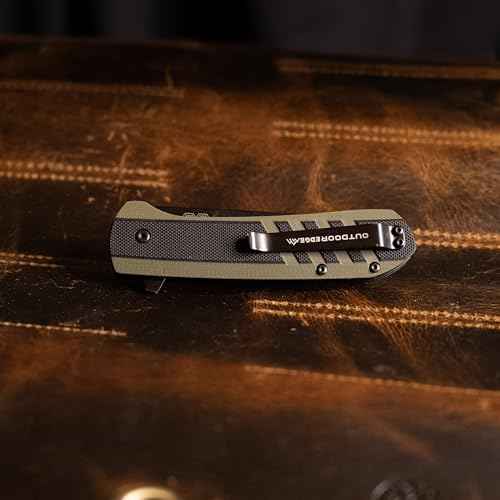 OUTDOOR EDGE Razor VX4 ? 3" Replaceable Blade Folding Knife ? Black Tanto Blade ? Black G10 Over Green Handle ? Reversible Clip ? EDC, Outdoor & Survival