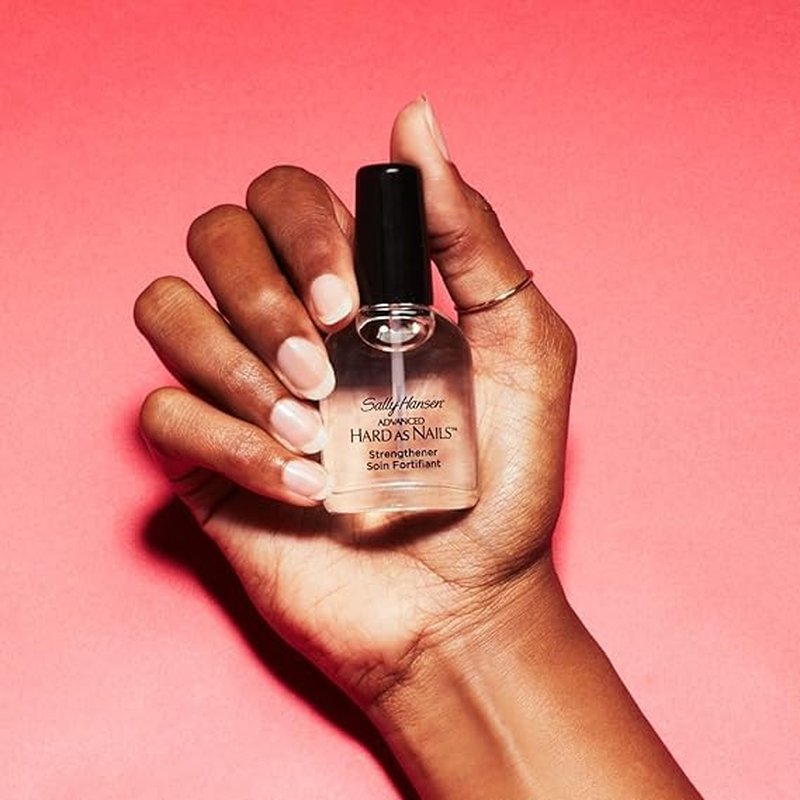 Sally Hansen Hard As Nails® Top Coat - Nail Strengthener & Protectant for Long-Lasting Manicure