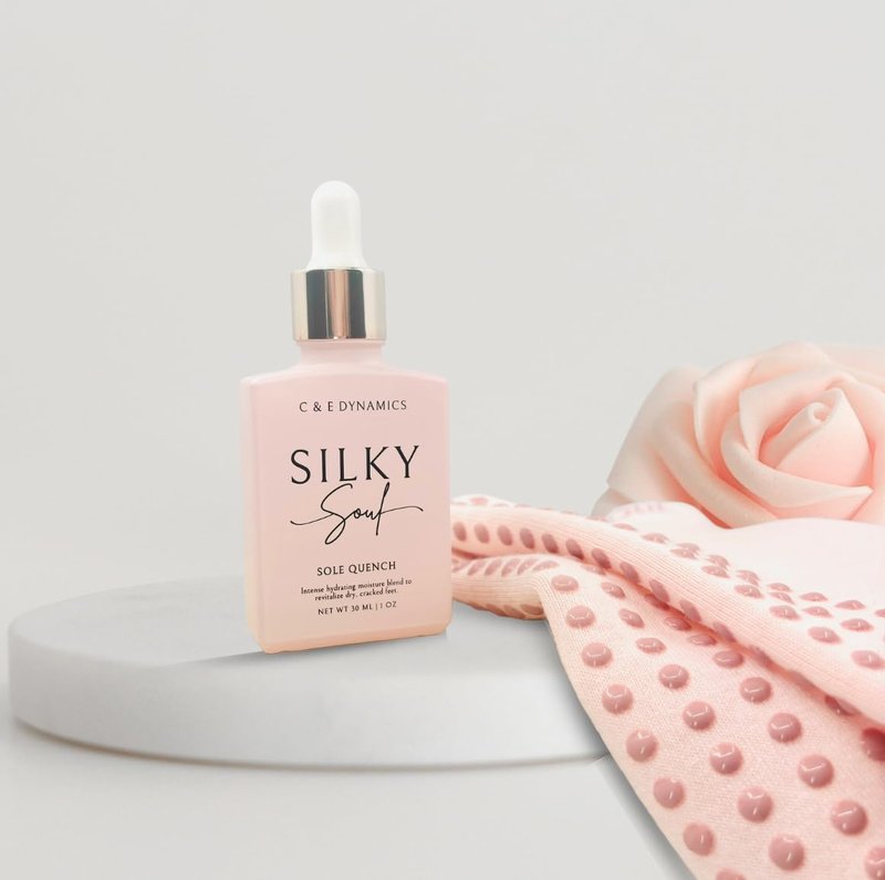Silky Soul Moisturizing Silicone Socks for Dry Feet & Cracked Heels with Hydrating Tincture - Foot Softening & Heel Repair Treatment - Intensive Foot Repair (Pink, Large)