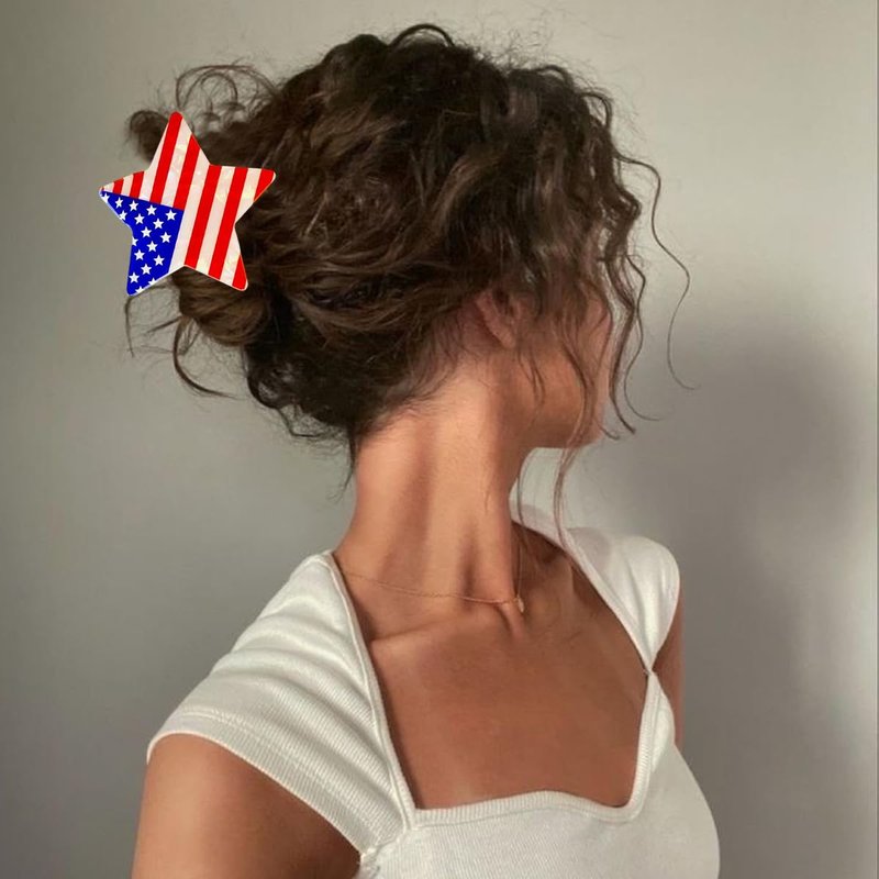 American Flag Star Hair Clip 4th of July Patriotic Hair Accessories for Women Independence Day Red White Blue Acrylic Hair Claw Clips for Thick Thin Hair USA Flag Hair Barrettes for Holiday Party Gift