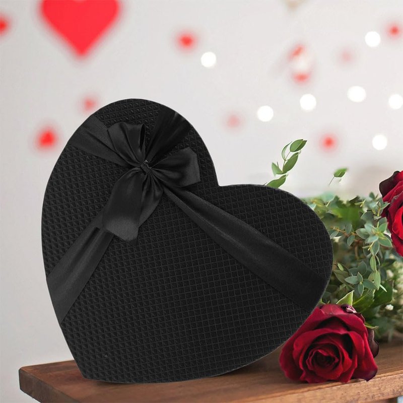 Box Heart Shaped Black Box Holiday Dessert Bags Empty Bouquet Bags Candy Treat Container Christmas Love Shaped Birthday Heart-shaped Souvenir Bridesmaid Paper
