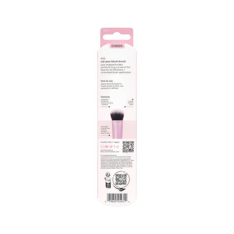 Real Techniques Cat Paw Blush Brush - Unique Paw Shape for Liquid & Cream Blush, Soft Blending Bristles, 1 Count