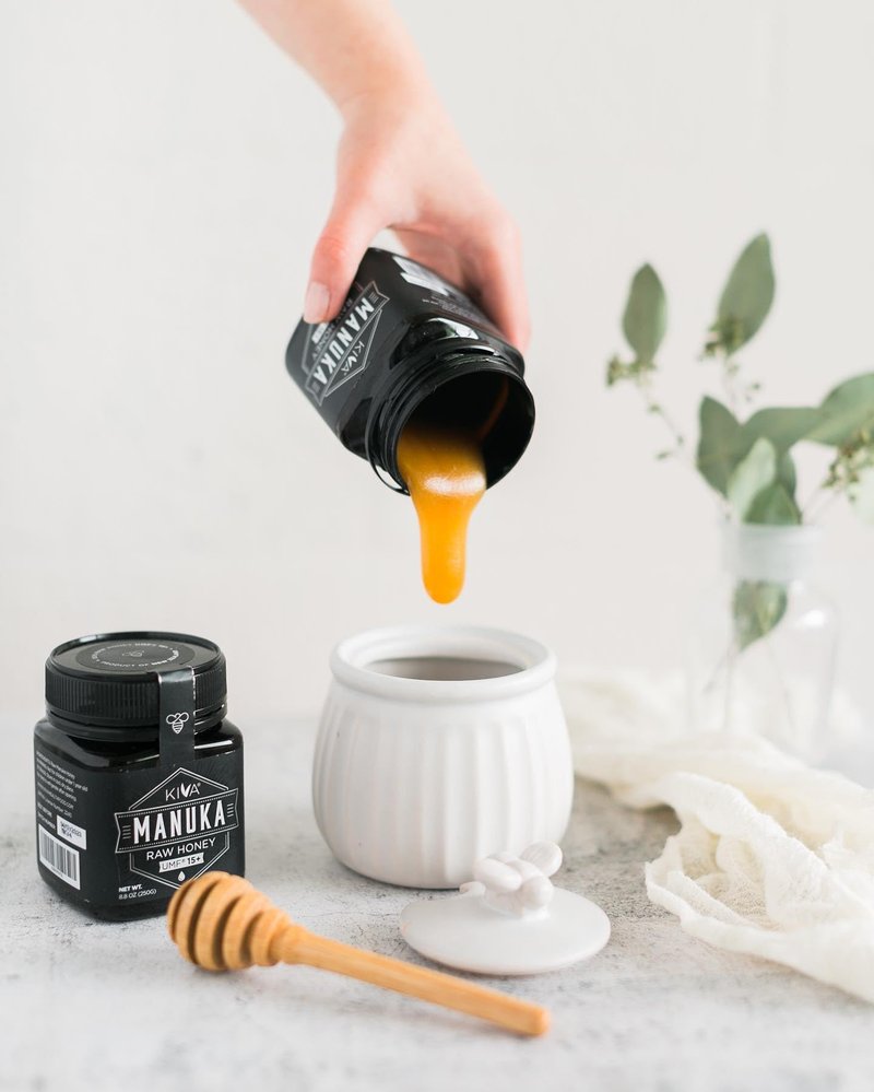 Kiva Raw Manuka Honey - Certified UMF 15+, MGO 514+ 100% Pure Genuine New Zealand, Non-GMO, Traceable (8.8oz/250g Bottle)