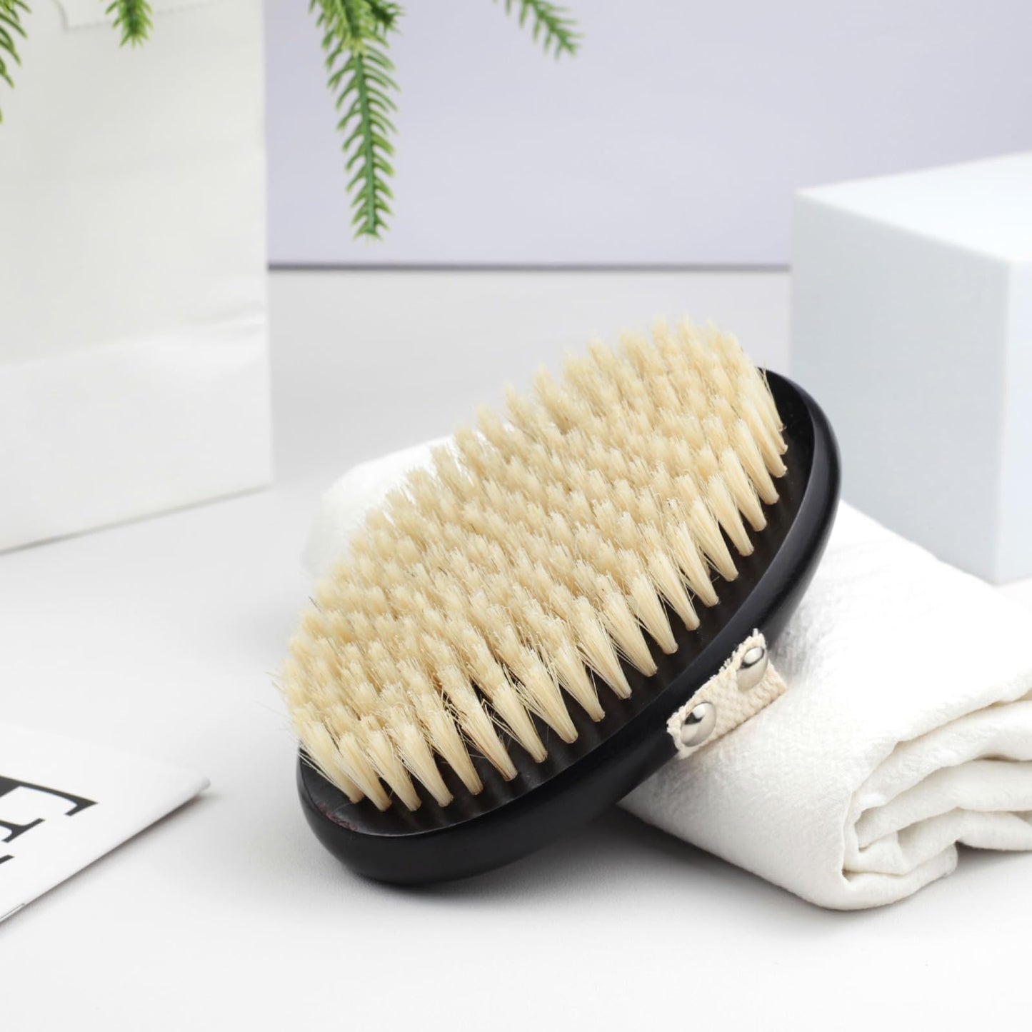 Dry Body Brush for Lymphatic Drainage – Soft Natural Bristles Exfoliator for Sensitive Skin, Cellulite & Circulation, Wooden Grip Bath Brush for Glowing Skin