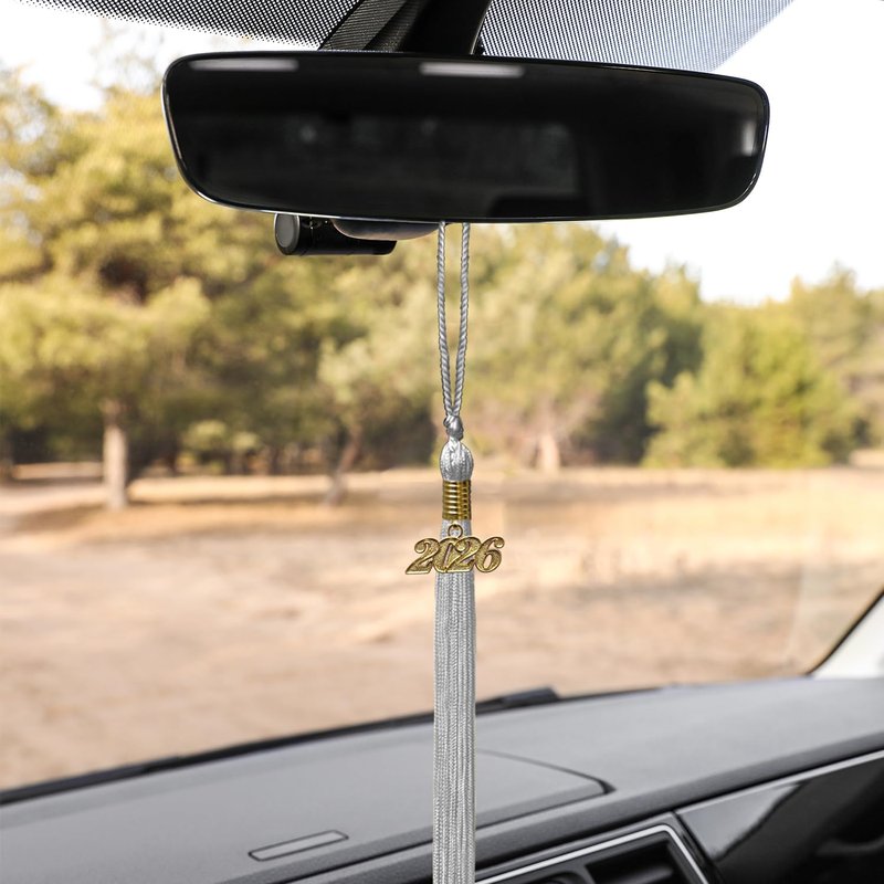 Endea Graduation Single Color Tassel with Gold Date Drop (White, 2026)