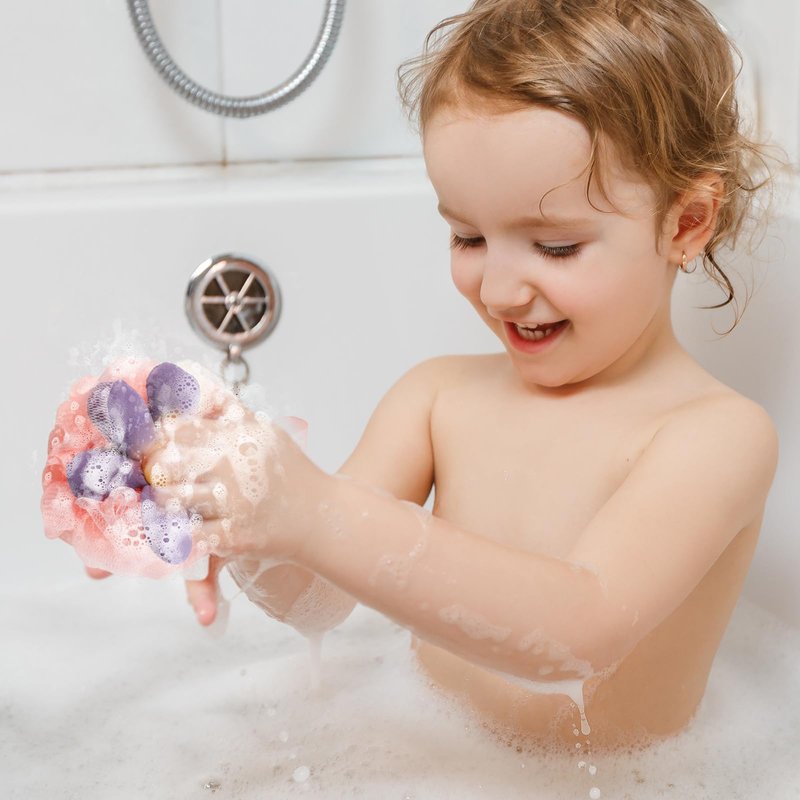 2PCS Cute Flower Bath Sponges Loofah Mesh Pouf Body Scrubber Exfoliating Shower Sponge for Women Shower Puff Soft Loofah Sponge Ball Bath Sponge for Sensitive Skin in Beauty Bathing Accessories