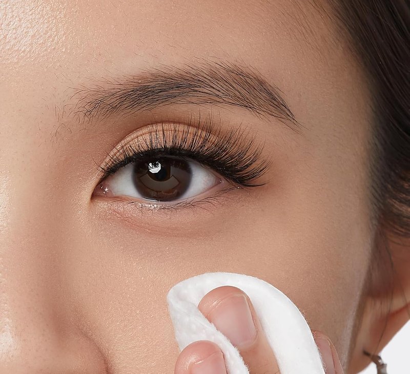 KISS Lash Purify Eye Makeup Remover - Gentle 3-in-1 Formula for Lash Glue & Waterproof Makeup, 50 ml