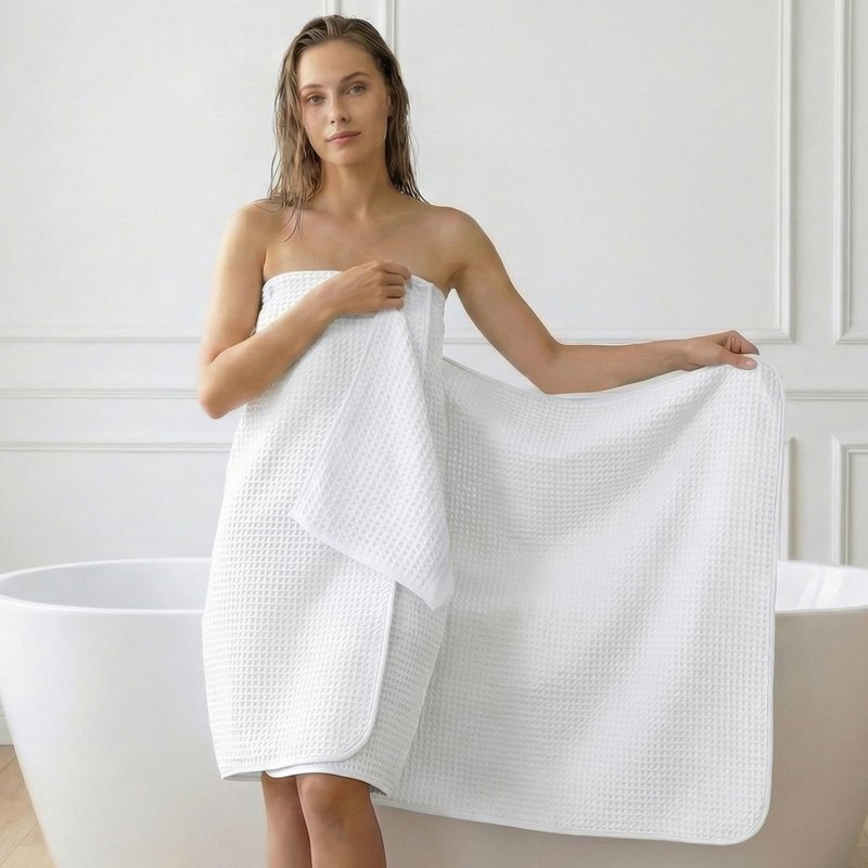 REDKISS Soft 8 Piece Waffle Towel Set, Microfiber, Lighter Weight, Absorbent, Quick Dry, Lint Free Bath Towels for Bathroom, Spa & Hotel – 2 Bath, 2 Hand, 4 Washcloths, White