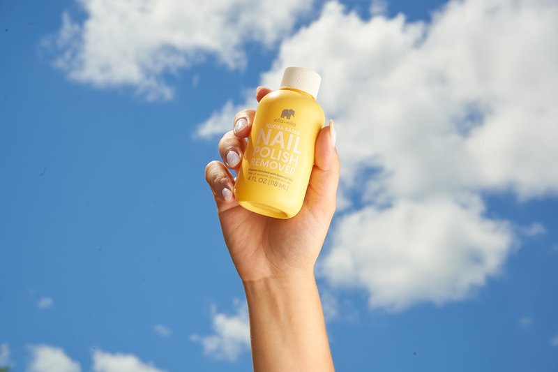 ella+mila Jojoba Nail Polish Remover - Non-Acetone, Non-Toxic Fingernail Polish Remover for Natural Nails - Vegan, Gentle Formula with Jojoba Oil & Vitamins A, C, E (4 fl oz)