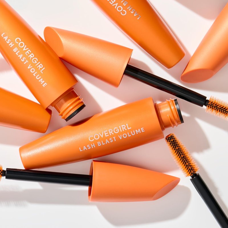 CoverGirl Lash Blast Volume Mascara - Volumizing, Long-Wearing, Smudge-Proof | Black, 2 Count