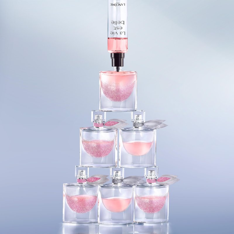 Lancôme La Vie Est Belle Eau de Parfum Collector's Edition - Long Lasting Fragrance with Notes of Iris, Earthy Patchouli, Warm Vanilla & Spun Sugar - Floral & Sweet Women's Perfume, 1.7 Fl Oz