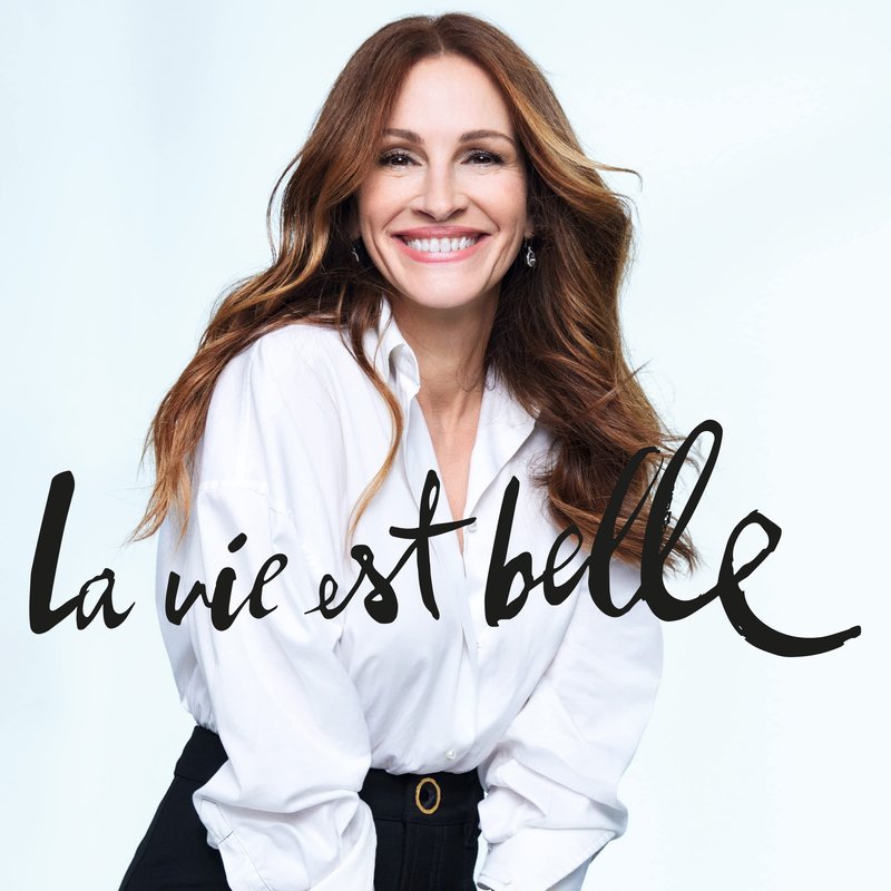 Lancôme La Vie Est Belle Scented Body Lotion - Smoothes, Illuminates & Hydrates Skin - With Iris, Patchouli, Vanilla & Spun Sugar - 6.7 Fl Oz