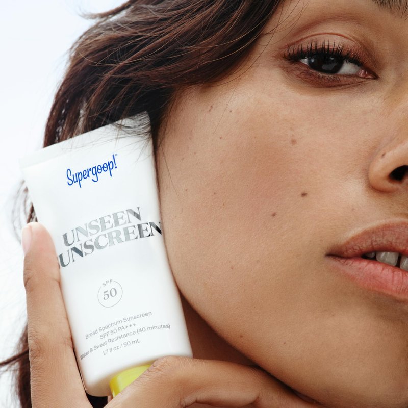 Supergoop! Unseen Sunscreen - SPF 50 - Clear & Invisible Face Sunscreen + Broad Spectrum + Makeup-Gripping Primer - Weightless, Scentless, Oil Free - For All Skin Types & Tones - 1.7 fl oz