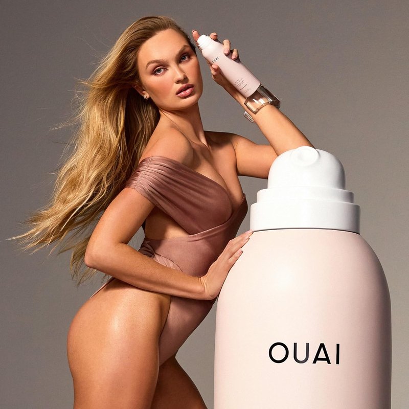 OUAI Super Travel Size Dry Shampoo - Volumizing Formula Absorbs Oil & Sweat - Zero Residue, Long-Lasting Scent - Melrose Place (2 oz)
