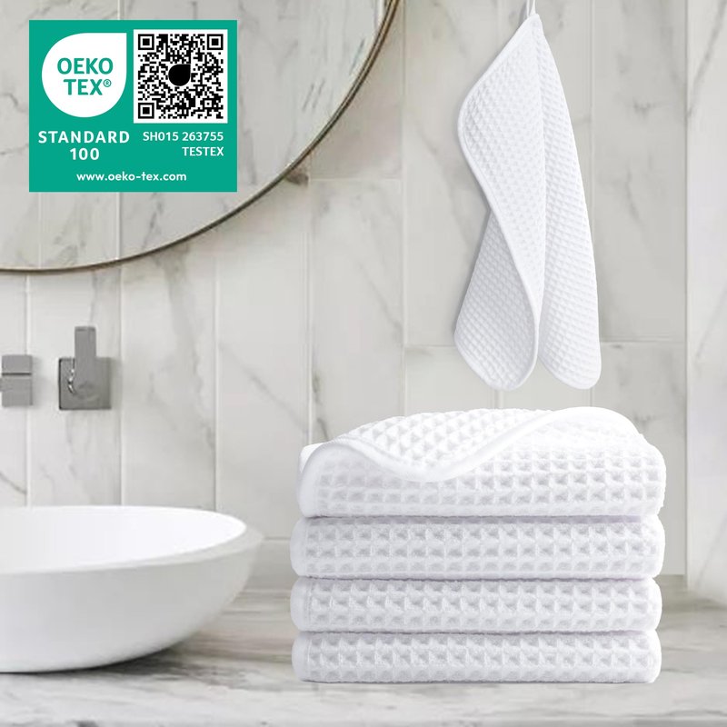 POLYTE 430 GSM Microfiber Lint Free Washcloth Face Towel, 13 x 13 in, 4 Pack (Waffle Weave)