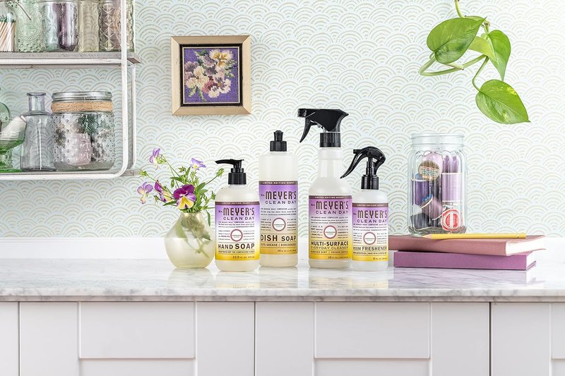 Mrs. Meyer's Clean Day Hand Soap - Compassion Flower Scent | 16 Fl Oz Bottle for Gentle Cleansing