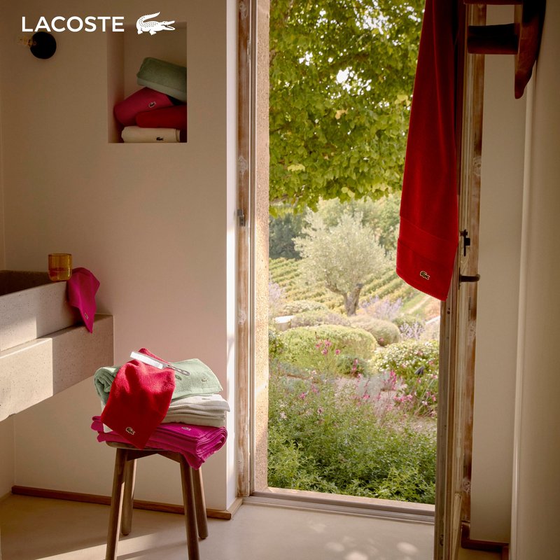 Lacoste Heritage 100% Supima Cotton Bath Towel, Mint, 30" x 54" – Highly Absorbent & Quick Drying, Premium Super Soft Bath Towel, Bathroom Essential, Gift for All Occasions, Machine Washable