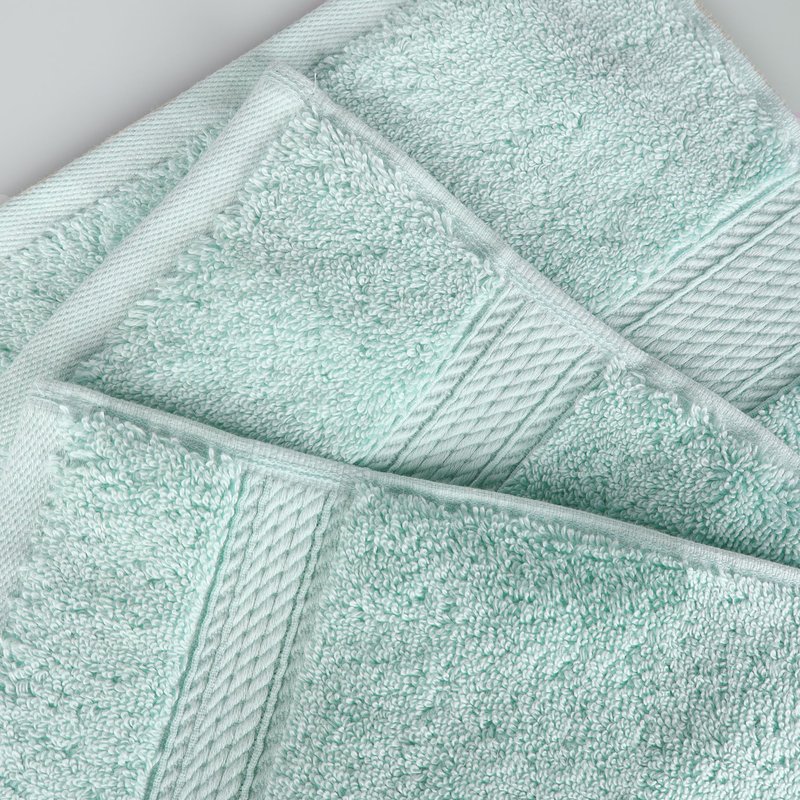 SUPERIOR Egyptian Cotton Ultra Plush & Absorbent, 8 Piece Set, Sea Foam