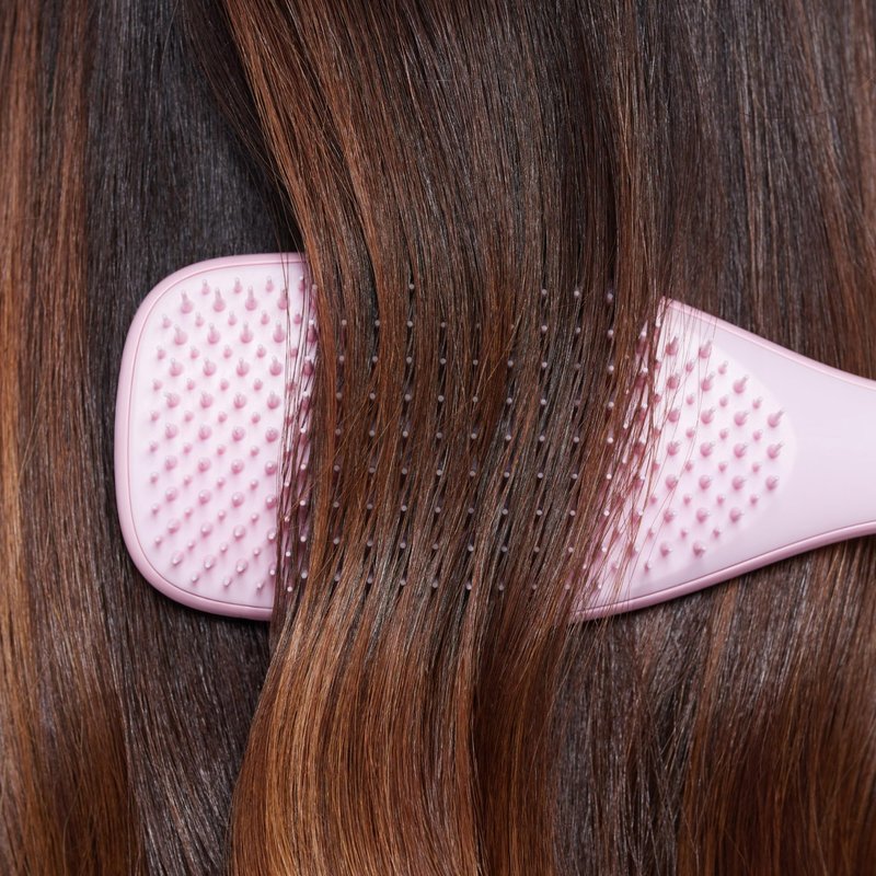 Tangle Teezer Ultimate Detangler Brush for Wet & Dry Hair, Eliminates Knots & Reduces Breakage for Straight to Wavy Hair Types, Millennial Pink