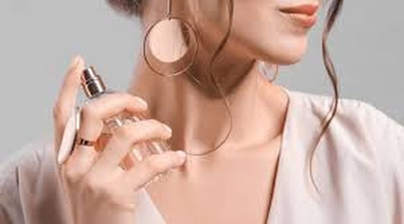 Designer Cologne Sample Vials Set for Women - 10 Premium Scents | Travel-Friendly Perfume Sprays