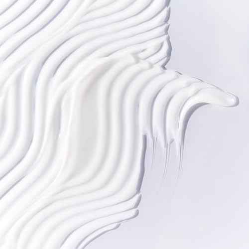 Tata Harper Water-Lock Moisturizer, Lightweight, Silicone-Free Hydrator, 100% Natural, Made Fresh in Vermont