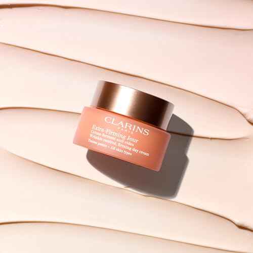 Clarins Extra-Firming Day Cream | Anti Aging Moisturizer | Skin Looks More Radiant, Visibly Firmer and Plumper After 28 Days* | Smoothes Appearance of Lines and Wrinkles | Evens Skin Tone | Hydrates