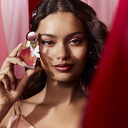 Cacharel Ella Ella - Vanilla Perfume for Women - Floral Chypre - Notes of Coconut Accord, Bourbon Vanilla, Bergamot Essence - Long Lasting Fragrance