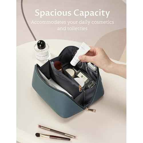 Yarnic Green Travel Makeup Bag Pouch Cosmetic Bag, Large Capacity Toiletry Bag for Women, Portable Pouch Cute Make Up Organizer with Divider and Handle, PU Leather (Gray Green)