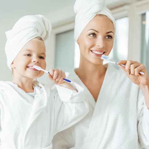 100 Prepasted Disposable Toothbrushes with Dental Floss Individually Wrapped Pre Pasted Toothbrushes Soft Bristle Travel Tooth Brush Single Use Wrapped for Hotel, Camping, Travel, Homeless