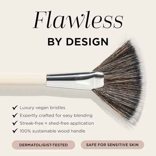 HALEYS Fan Makeup Brush ? Soft Vegan Fluffy Face Brush for Applying Highlighter, Bronzer & Finishing Powder, Precise, Luminous Blending Tool, Cruelty-Free