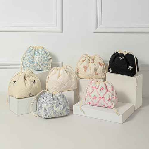Cotton Quilted Drawstring Makeup Bag with Canvas Lining,Coquette Aesthetic Cute Travel Toiletry Bag,Drawstring Gift Bag for Women and Girls£¨04White Bear£©