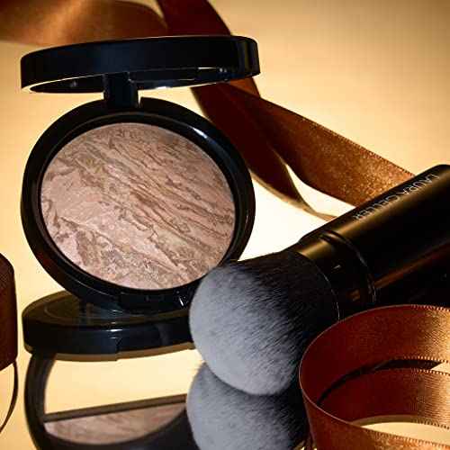 LAURA GELLER NEW YORK Get Glowing Kit (2pc): Baked Balance-n-Glow Illuminating Powder Foundation, Light + Airbrush Kabuki Makeup Brush