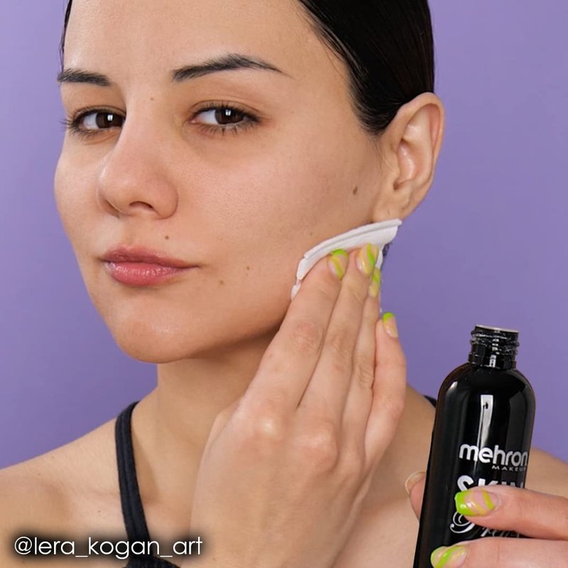 Mehron Makeup Skin Prep Pro Mattifying Skin Toner | Long Lasting Pre-Makeup Primer 4 fl oz (120 ml) | Made in the USA