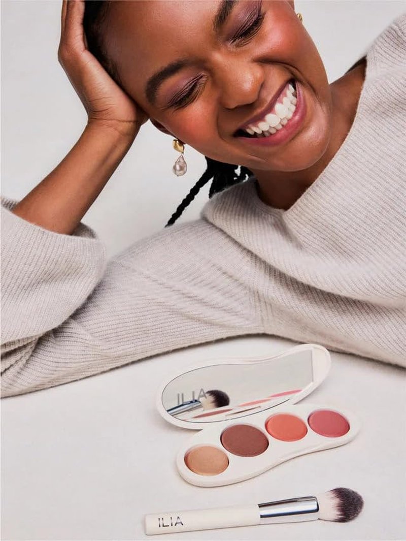 ILIA Precision Powder Brush - Sustainable Wood Handle, Soft Vegan Bristles | Non-Toxic & Cruelty-Free