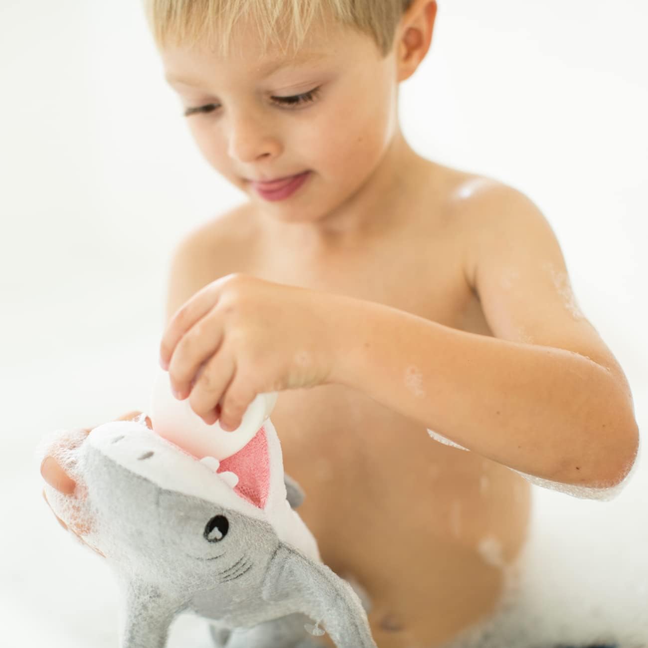 SoapSox Kids Exfoliating Bath Scrub (Tank the Shark) - Soft Animal Toy Wash Cloth Sponge with Soap Pocket Insert - Fun Loofah Characters for Babies, Kids and Children