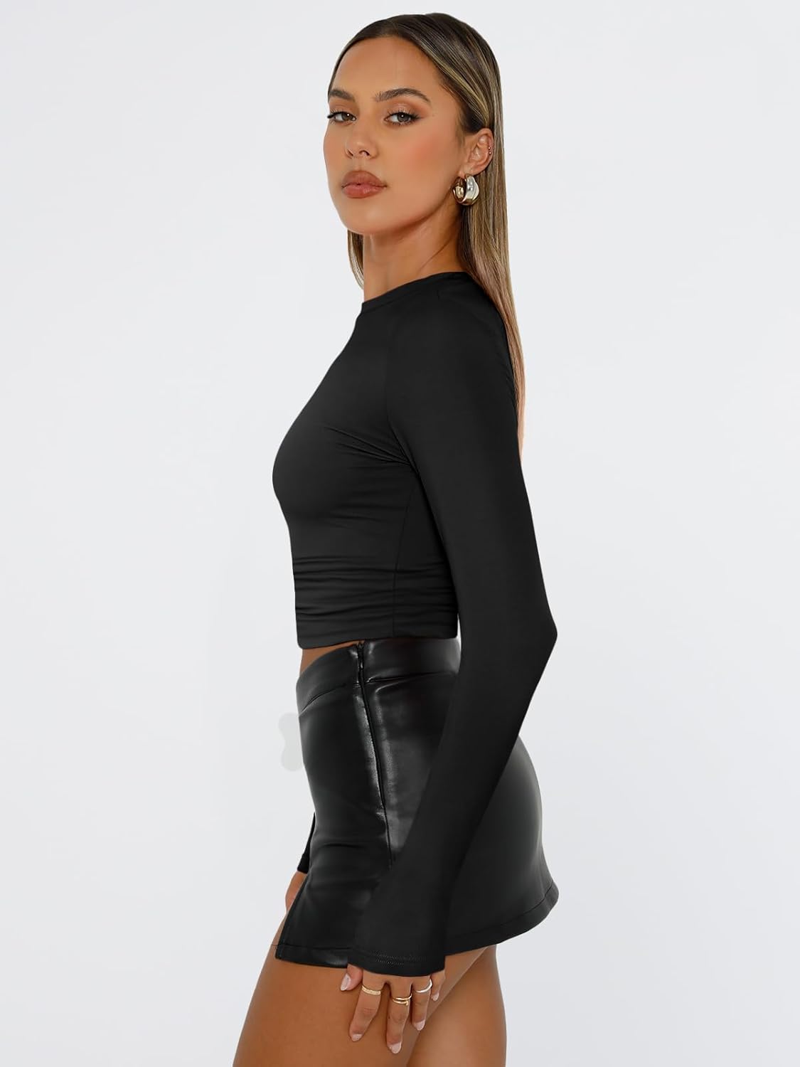 Womens Long Sleeve Crop Top - Trendy Y2K Fall Fashion | Stylish Basic Tee