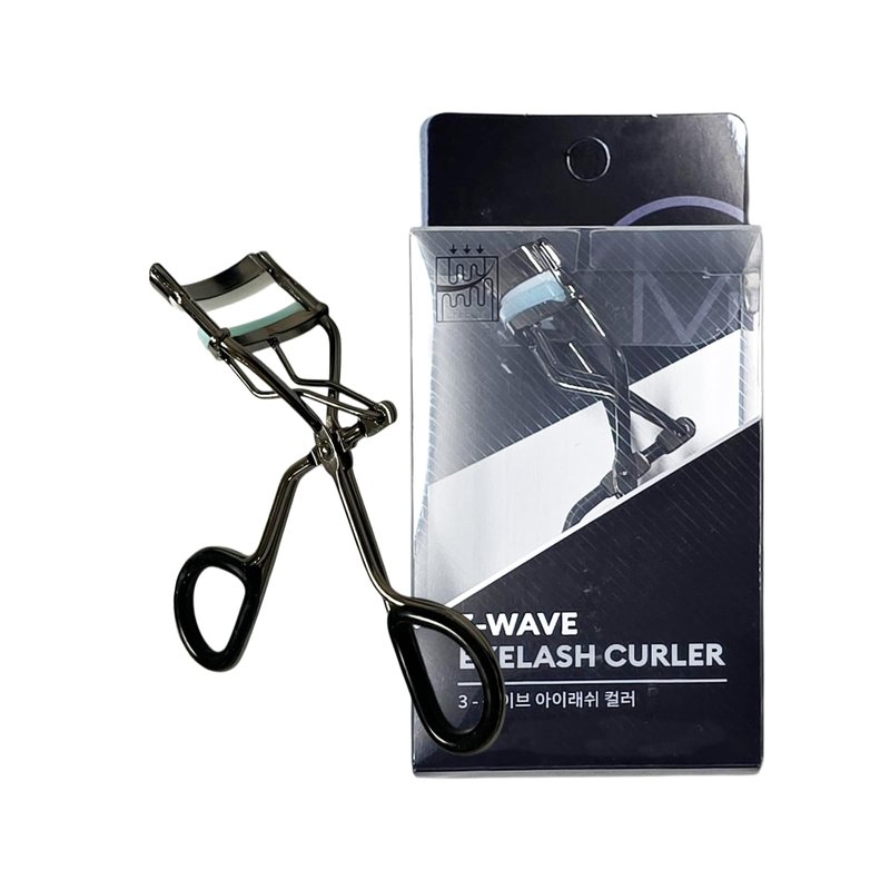 M.I.S.S.H.A. 미샤 3 Wave Eyelash Curler with 1 Replacement Pad – Ergonomic Lash Curler for All Eye Shapes, Even Pressure Design for Natural Lift