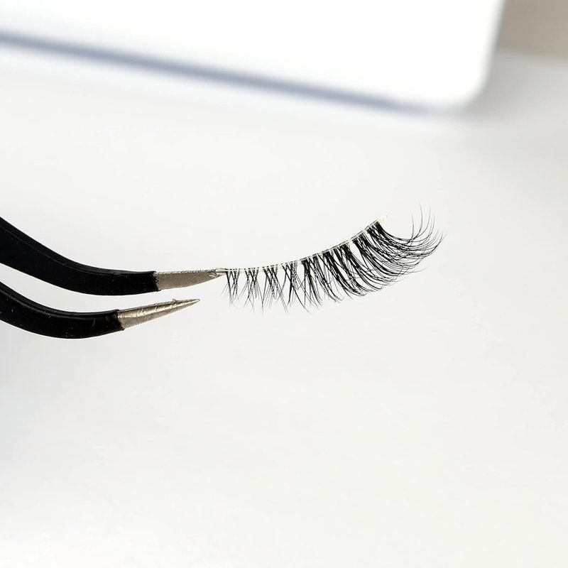Skiennix Half False Eyelashes - Natural Wispy Cat Eye Look | 14 Pairs of Faux Mink Accent Lashes