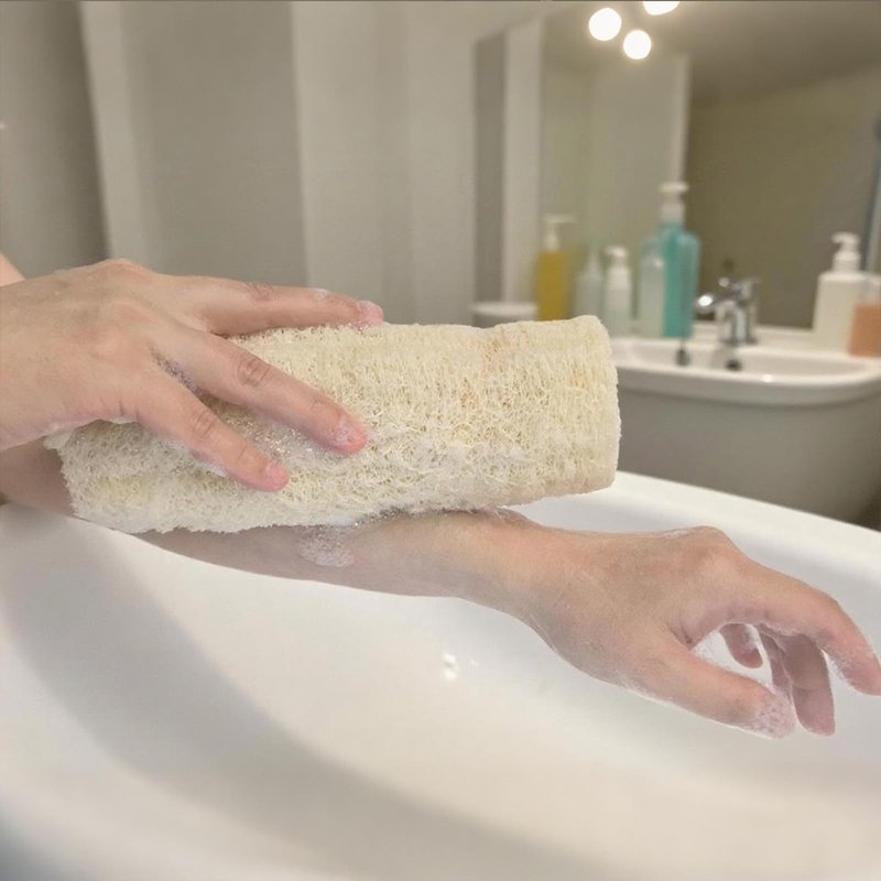 Large Size Natural Loofah Sponge, 3-Pack Loofah Sponges, Natural Body Scrubber for Men and Women, Non Toxic Loofa for Dishwashing