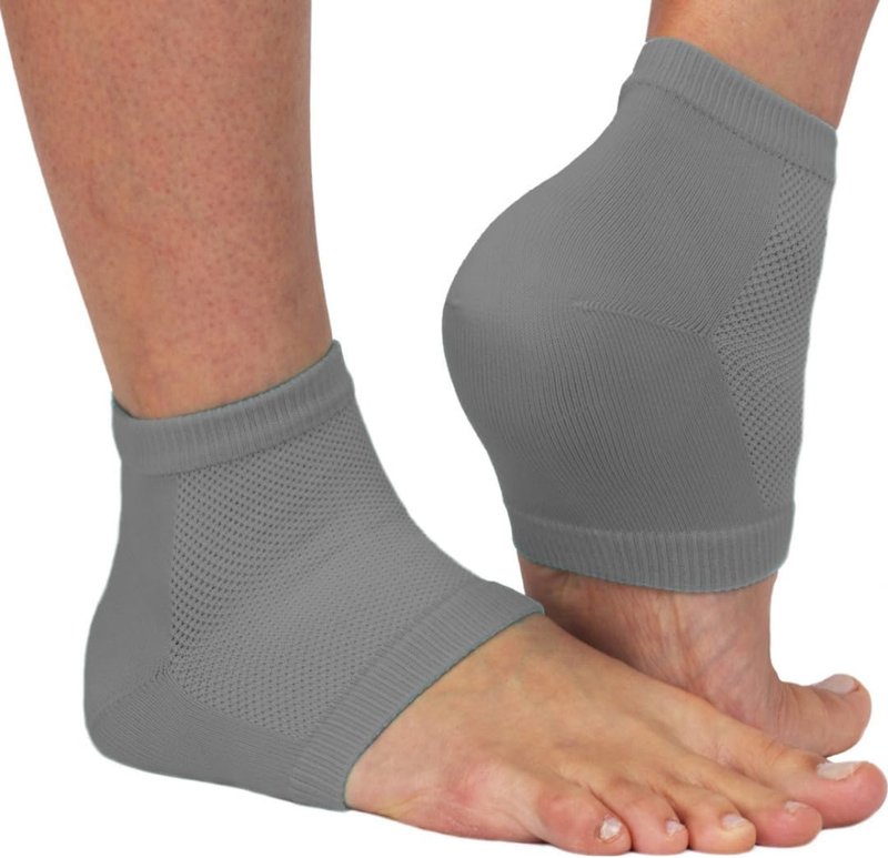 NatraCure Vented Heel Sleeves - SmartGel Hydration for Moisturizing Relief | Comfortable Fit