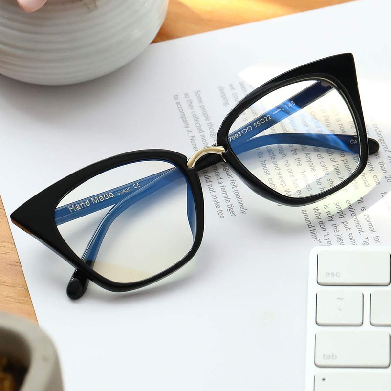 MORESHINE Cute Cateye Blue Light Blocking Glasses For Womens Fashion Computer Clear Eyeglasses Frames Anti Eye Strain (Black+Pink Tortoise)