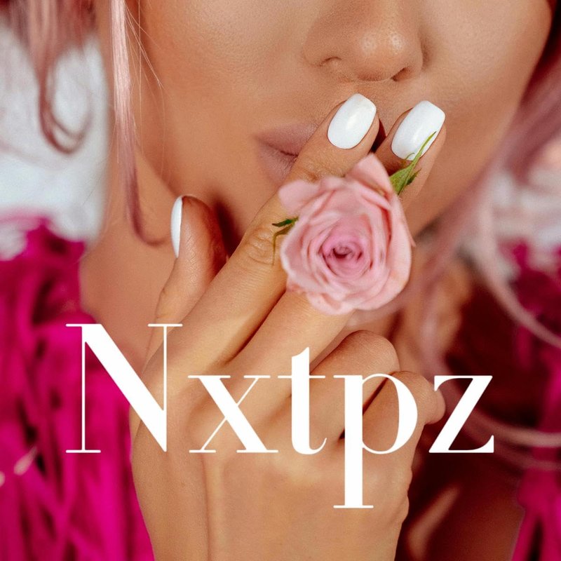 Red Press on Nails Flower Fake Nails Medium Almond Nail Press ons Red Ombre French Tip with Design Glossy Full Cover Glue on Nail for Women Manicure