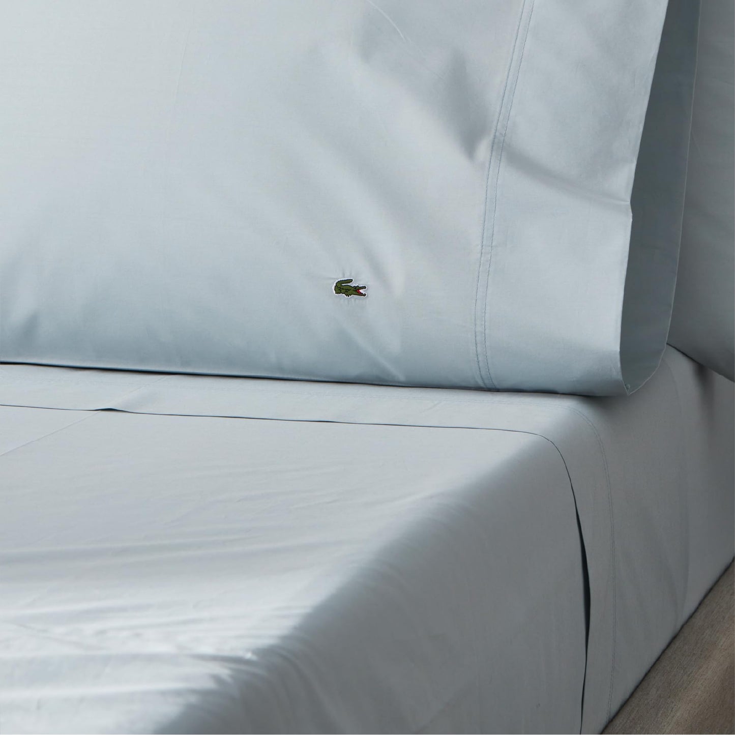 Lacoste 100% Cotton Percale 3-Piece Sheet Set – Lightweight and Ultra-Soft Bedding with Deep Pockets, Wrinkle-Resistant, Hypoallergenic and Durable, Oeko-Tex Certified – Breeze Blue, Twin Extra Long