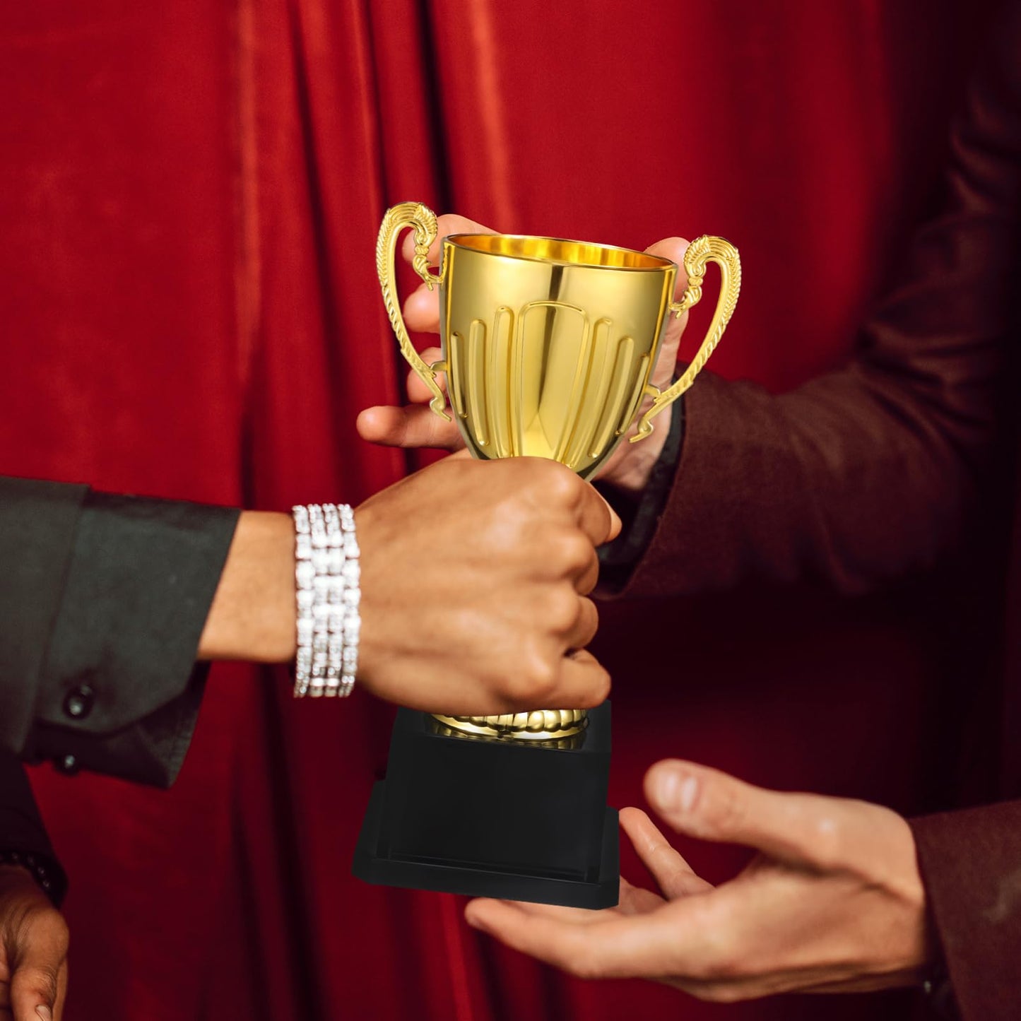 DOITOOL Gold Awards Trophy: Golden Trophies Awards Plastic Trophy Cup Rewards Winning Prize for Footabll Rewards Sports Tournaments, Birthday Party, Competitions