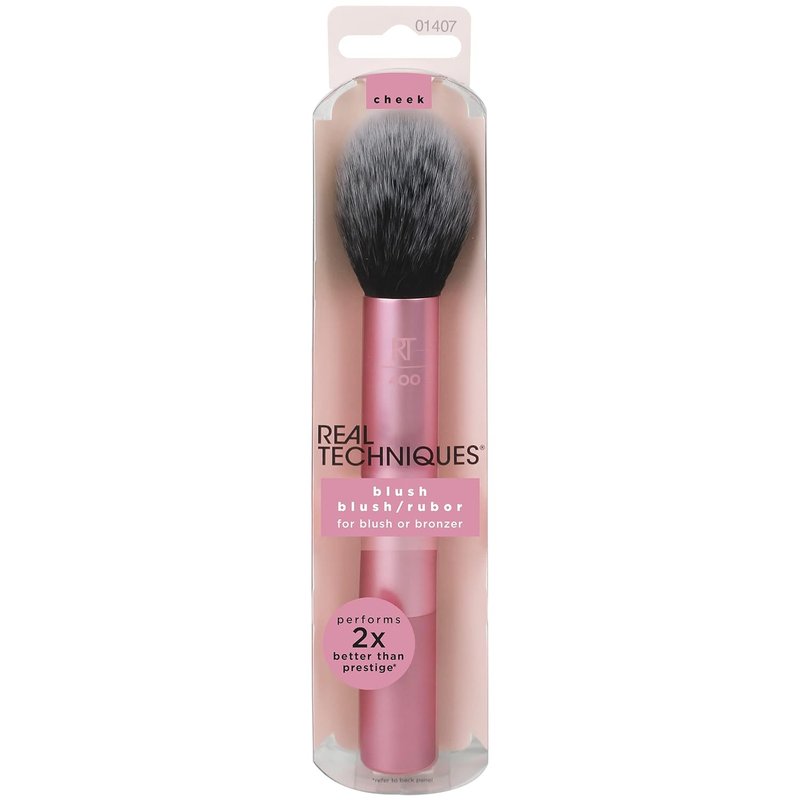 Real Techniques Blush Makeup Brush - Ultra Plush Fluffy Brush for Loose, Cream, or Pressed Blush | Vegan & Cruelty-Free