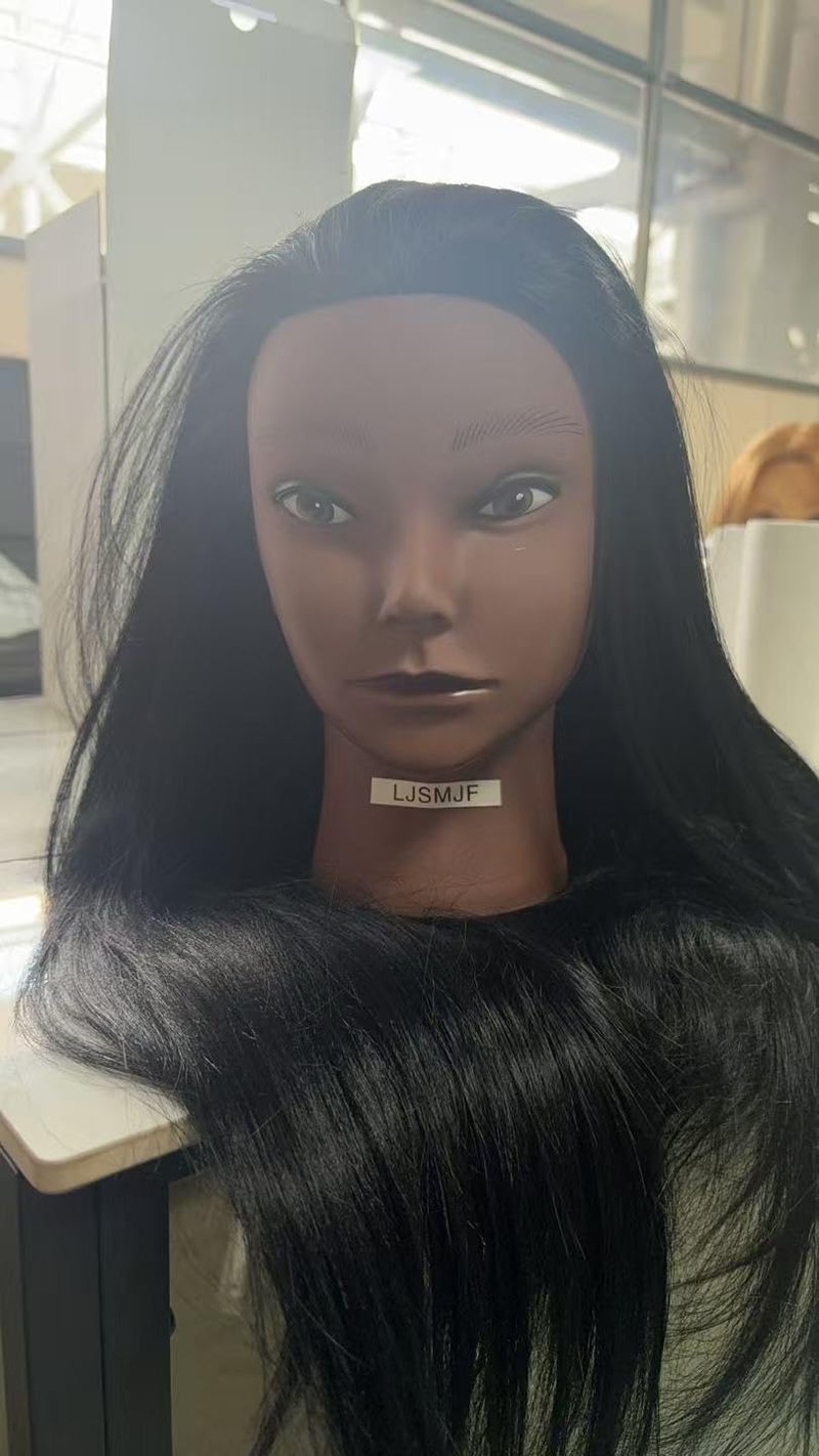 LJSMJF Mannequin Head with Hair, Doll Head for Hair Styling Training Head Manikin Practice Cosmetology Doll Head Styling Hairdressing Training Braiding Heads with Clamp Holder (black)