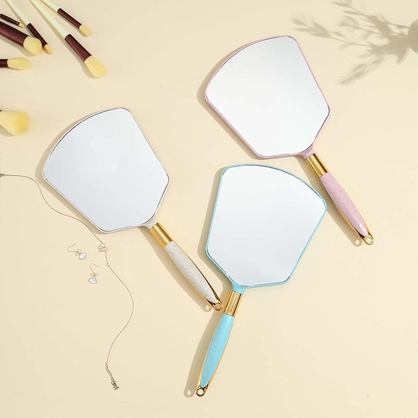 YCHMIR Handheld Mirror with Handle，Barber Hairdressing Handheld Mirrorfor for Salon (White)