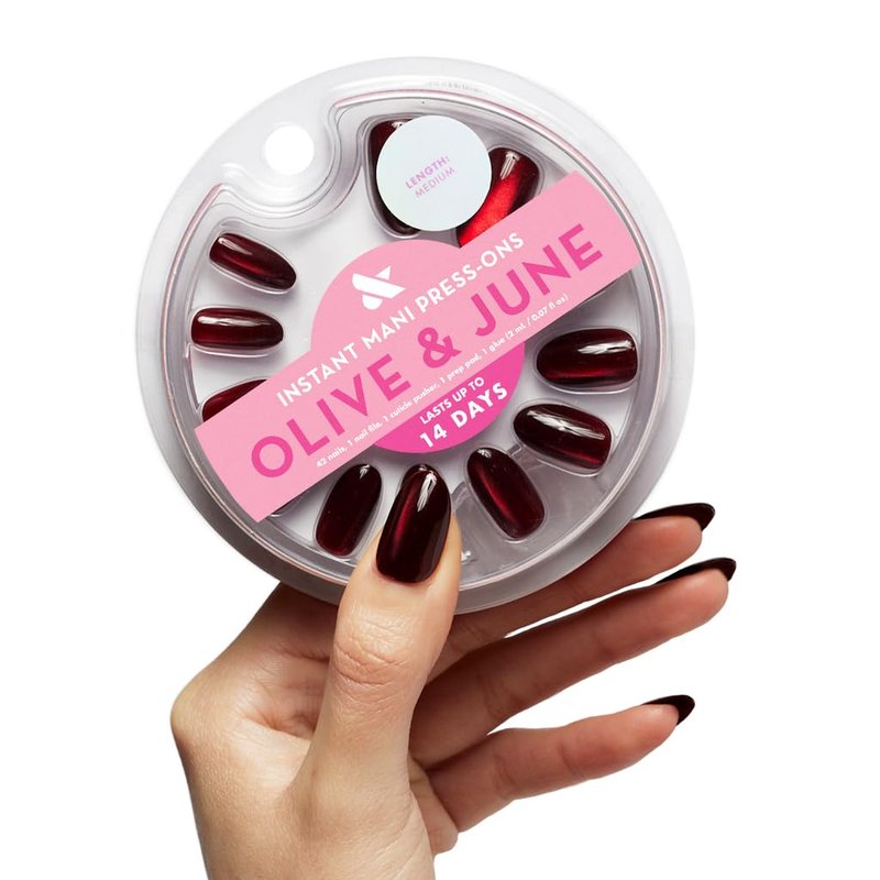 Olive & June Instant Mani Press-On Nails (Glue) | 42 Fake Nails, 21 Sizes | Non-Toxic, Long-Lasting Recycled Materials Realistic Look | Salon-Quality at Home | Medium, Oval | Obsessed Velvet
