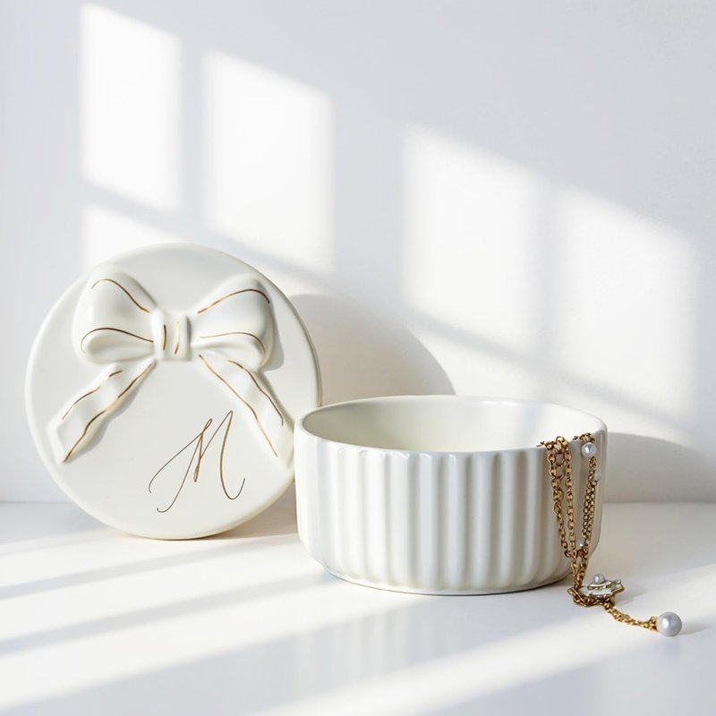 COLLECTIVE HOME Monogram Ceramic Jewelry Box with Bow - Small Trinket Dish, Elegant Wedding，Bridal Shower & Bridesmaid Gifts (M)