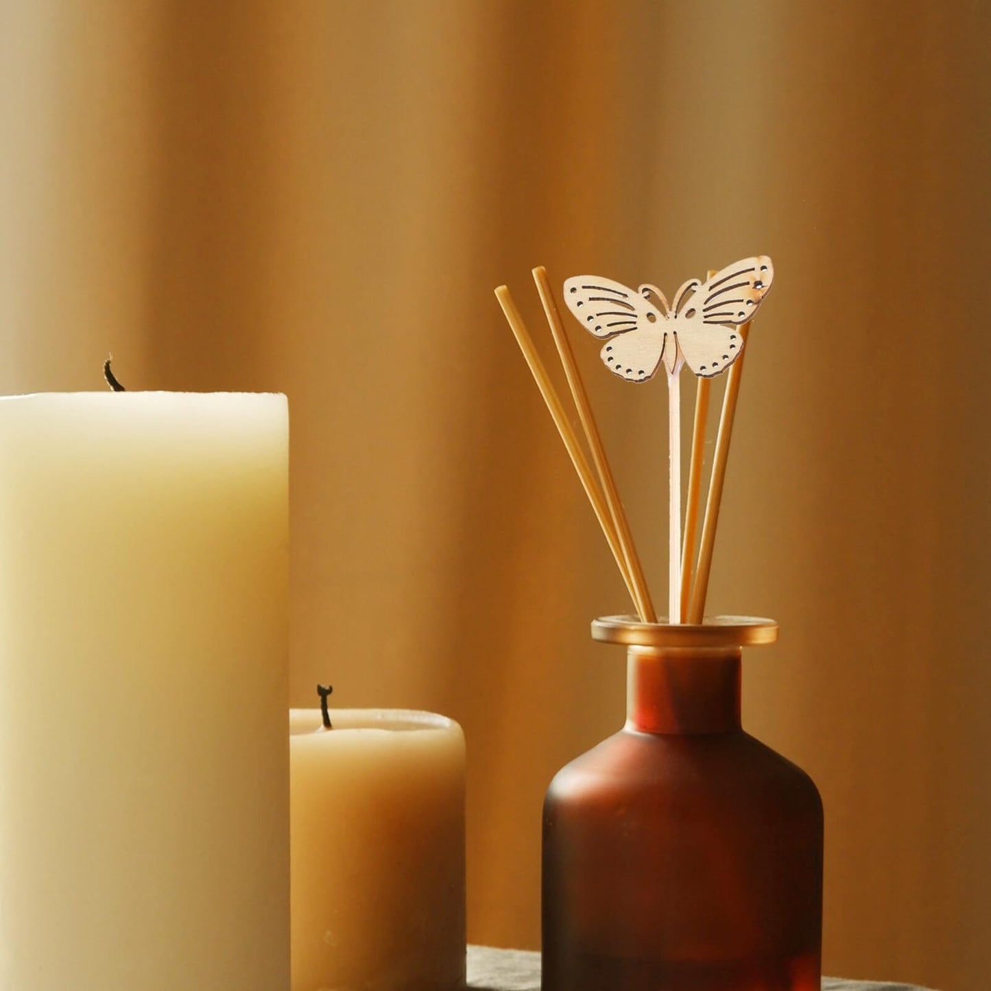 Uonlytech 10Pcs Butterfly Reed Diffuser Sticks Aromatherapy Decorative Rattan Wood Essential Oil Diffuser Refill for Home Office Spa Bathroom